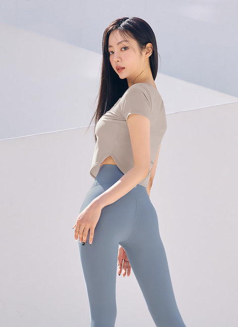 XELLA Light Round Cropped Top