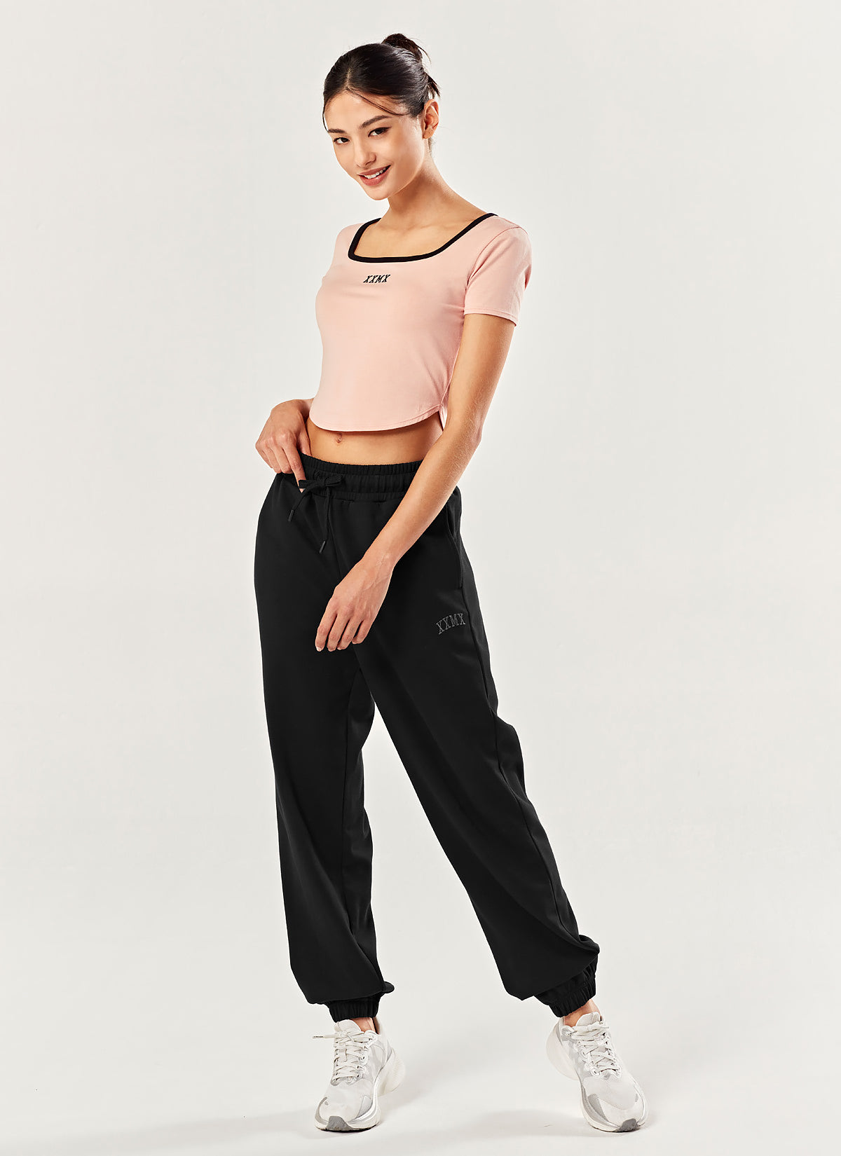 Flow Loose Fit Jogger Pants