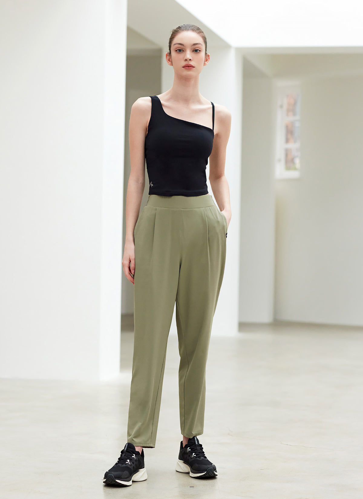 [1+1]Light Breeze Taper Pants
