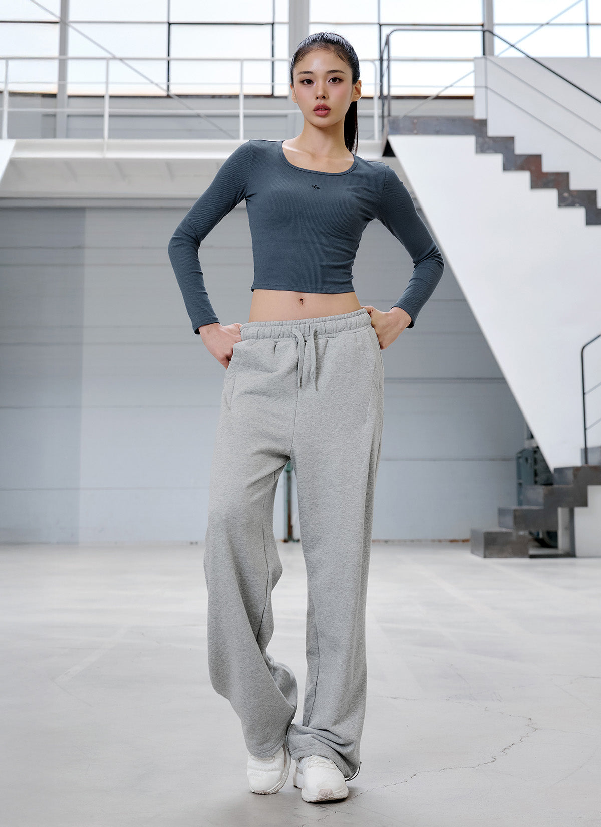 Softly Pintuck Wide Pants