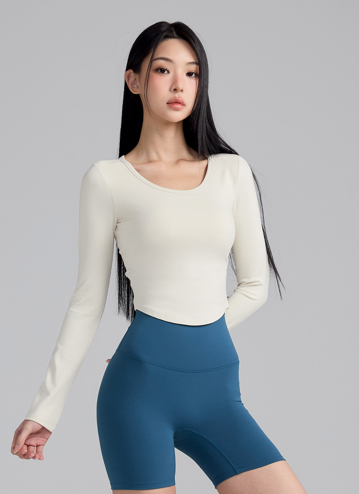 All-in-One In-Pad Cropped Long Sleeve