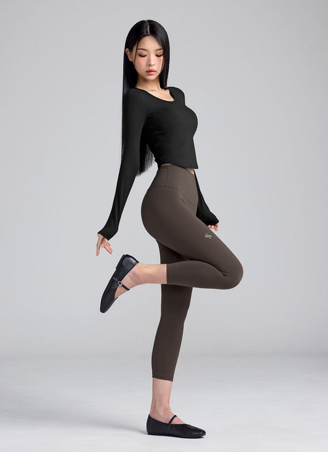 All-in-One In-Pad Cropped Long Sleeve