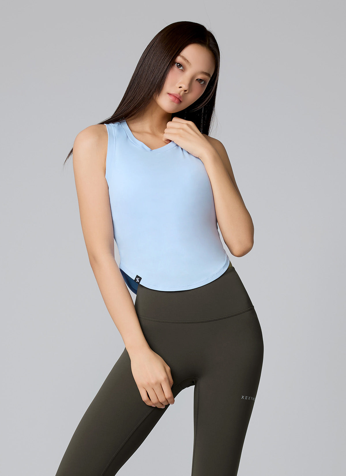 [2 FOR]XELLA™ Light Round Sleeveless