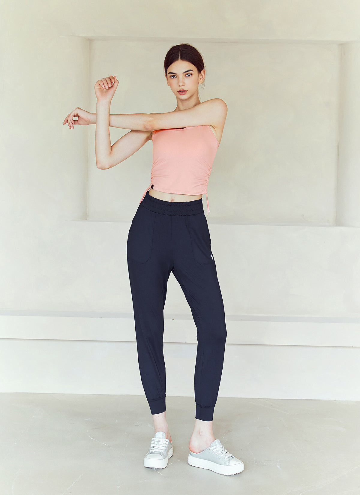 Medium Feather In-Band Jogger Pants