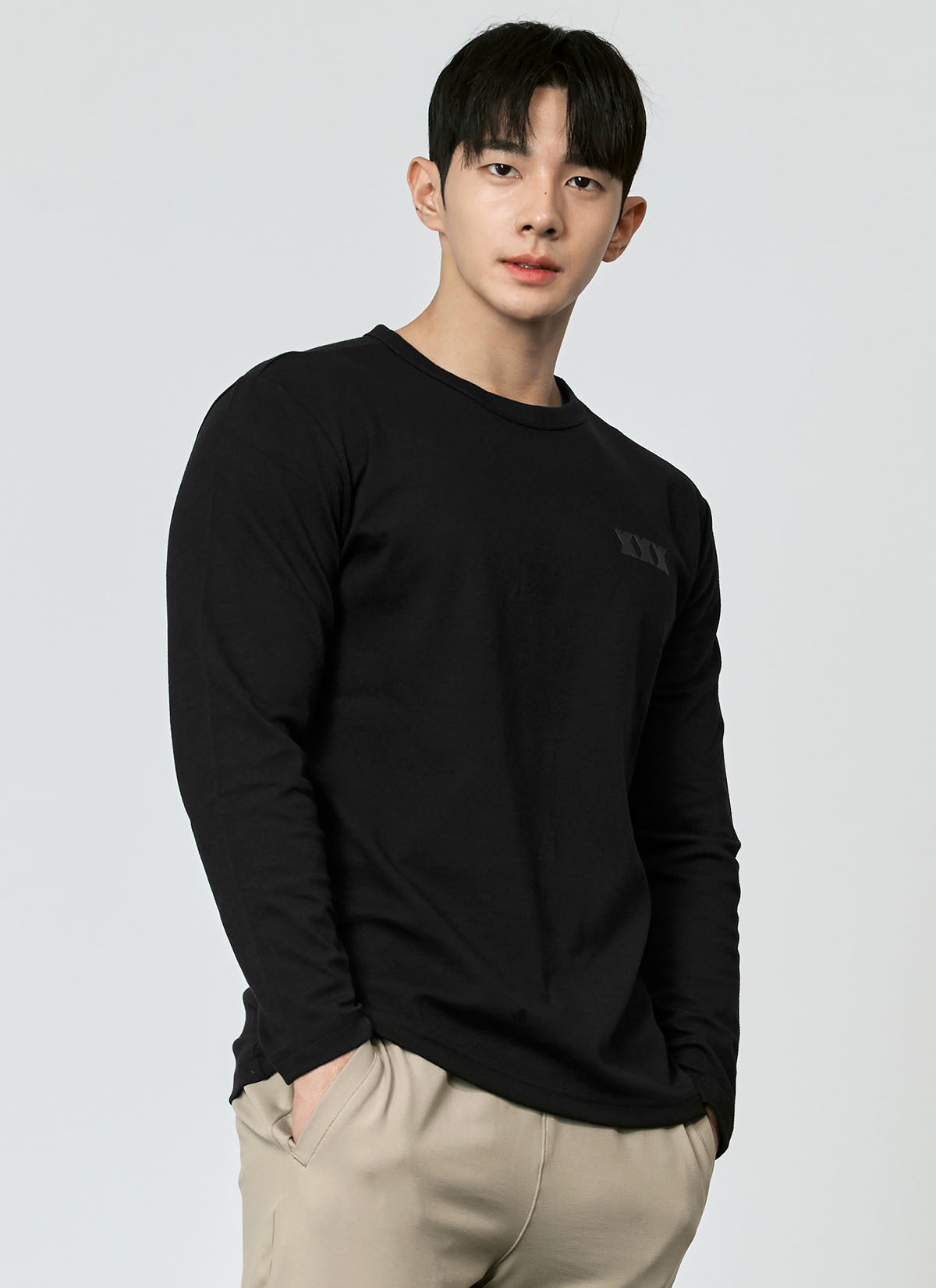 Muscle Fit Dual Long Sleeve Top