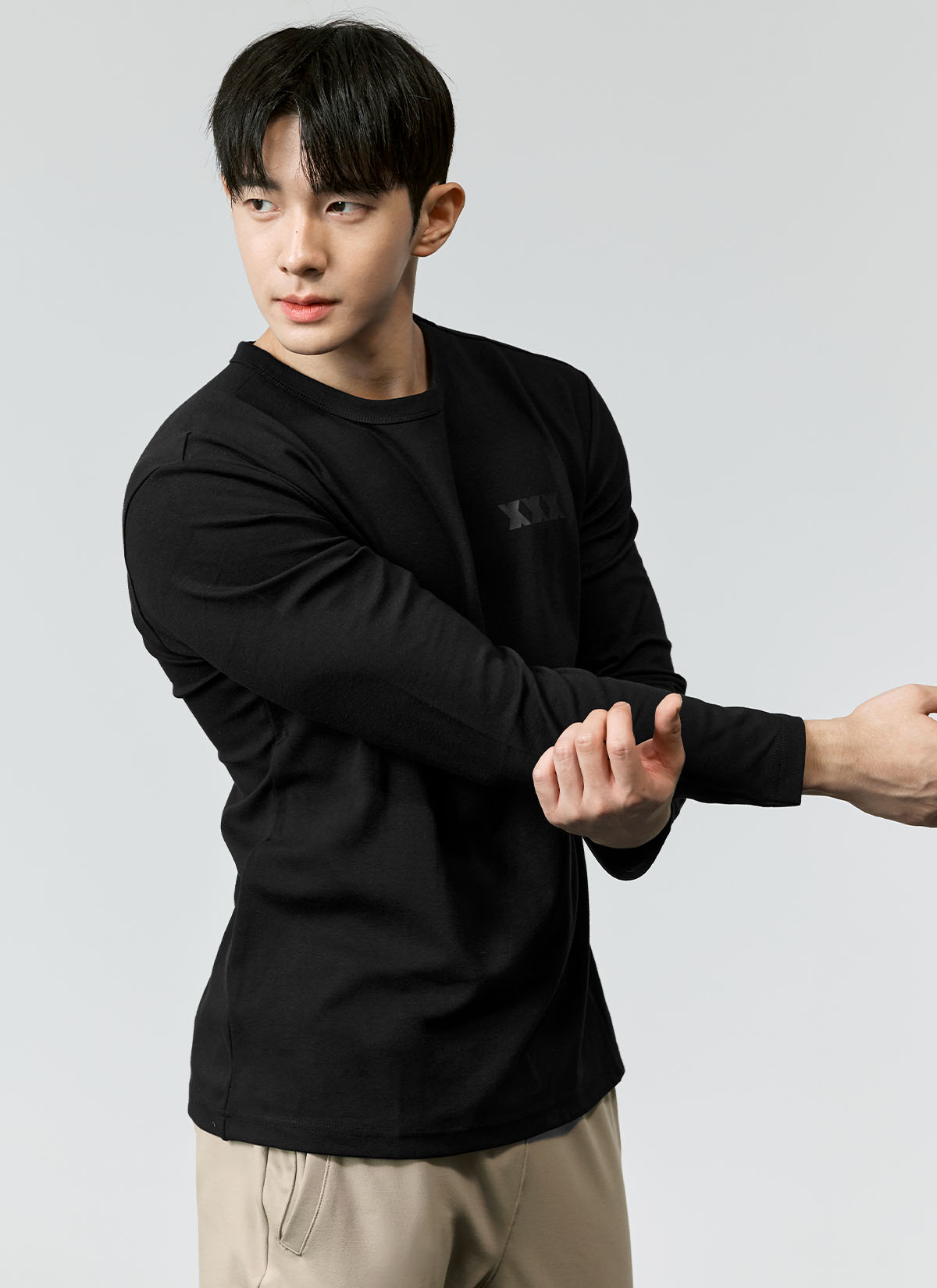 Muscle Fit Dual Long Sleeve Top