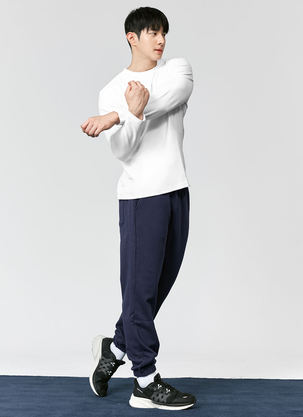 Muscle Fit Dual Long Sleeve Top