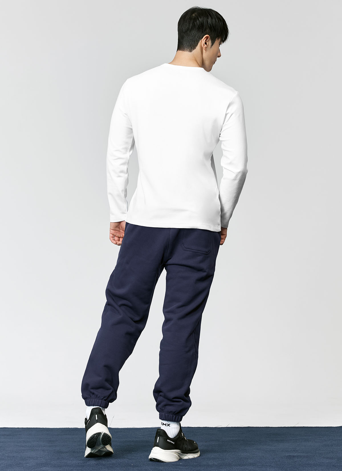 Muscle Fit Dual Long Sleeve Top