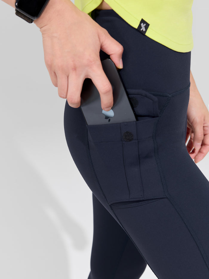 Black Label Signature 360N Out Pocket Leggings