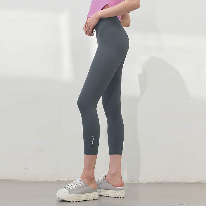 Black Label 330N Capri Leggings